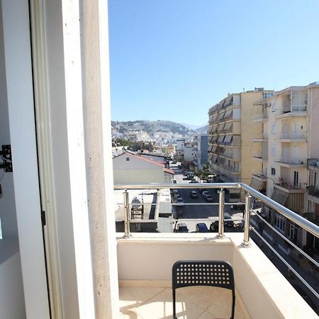 Nika Hotel Saranda Extérieur photo